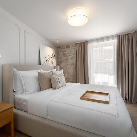 Silent Stone Apartment Vrsar Ngoại thất bức ảnh